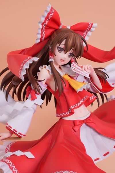 FREEing 博丽灵梦 1/4