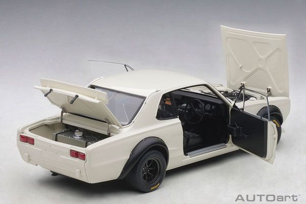 1/18 日产 Skyline GT-R (KPGC10) Racing 1972 白色