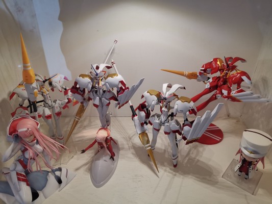 MODEROID Darling in the FranXX 鹤望兰