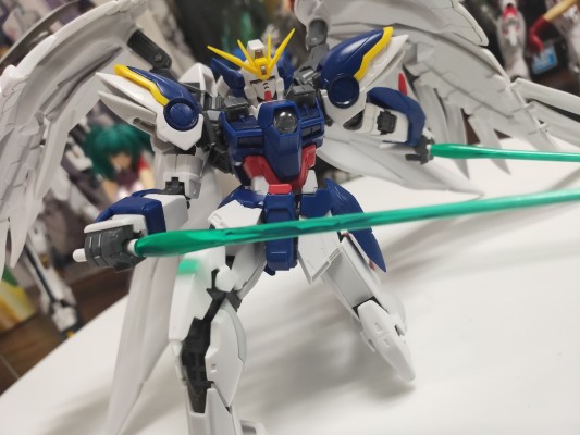 RG 1/144 XXXG-00W0 飞翼高达零式 EW