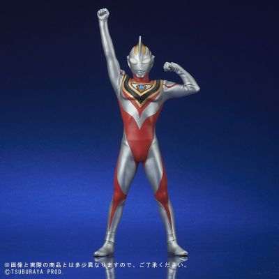 奥特新生代 盖亚奥特曼 (V2) 登场造型