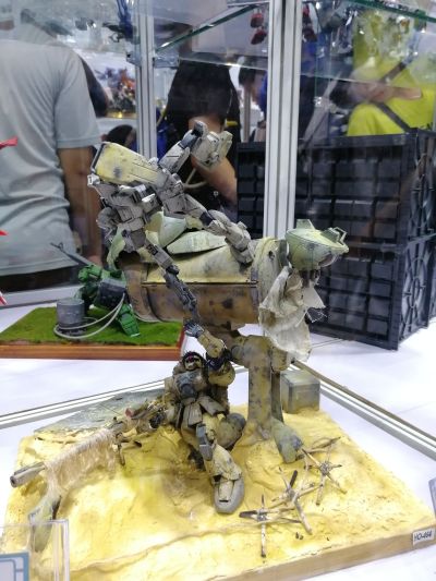 MMS543D33 / MMS543D33B 《复仇者联盟4：终局之战》钢铁侠Mark 85 战损版