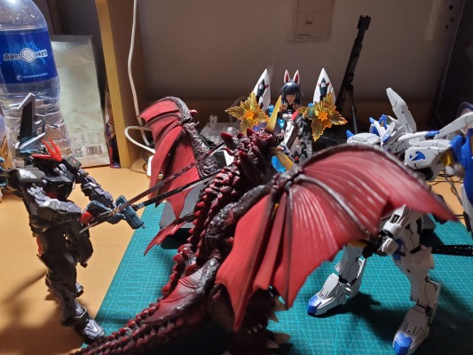 机甲少女  闪燕猎刃