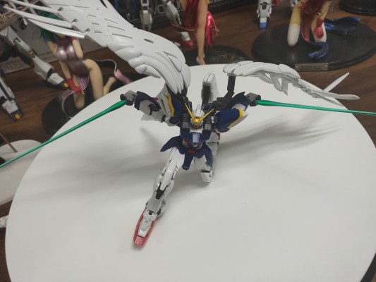 RG 1/144 XXXG-00W0 飞翼高达零式 EW