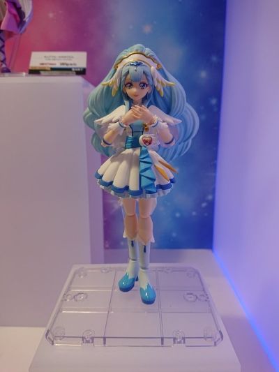 S.H.Figuarts HUGC 拥抱！光之美少女 药师寺纱彩
