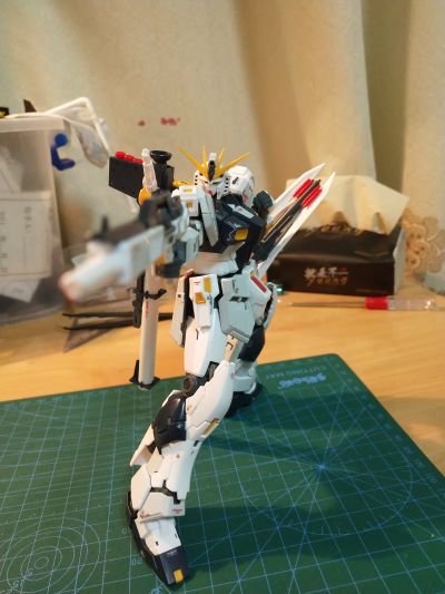 RG 1/144 独角兽高达