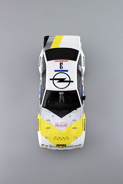 1/24 Belkits No.008 欧宝 Manta 400 GR. B Guy Frequelin Tour de Corse 1984 