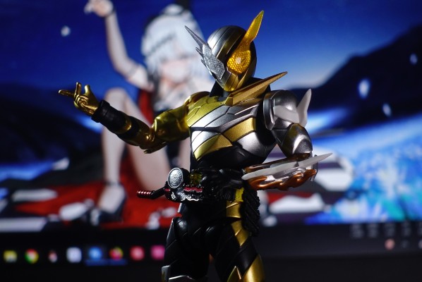 S.H.Figuarts  假面骑士创骑 实验形态  （兔子巨龙形态）