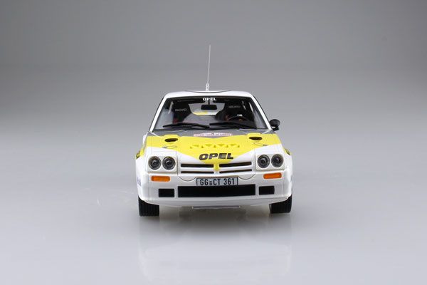 1/24 Belkits No.008 欧宝 Manta 400 GR. B Guy Frequelin Tour de Corse 1984 