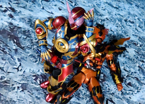 S.H.Figuarts 假面骑士创骑 假面骑士埃伯尔  (第一、二、三阶段套装)