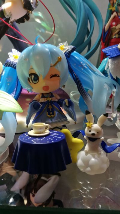 粘土人#303 雪未来 2013 草莓白无垢