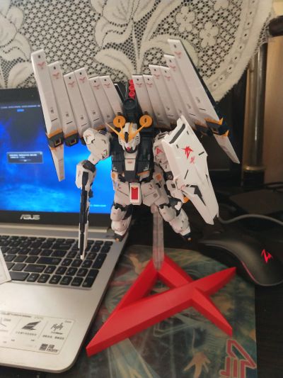 RG 1/144 独角兽高达