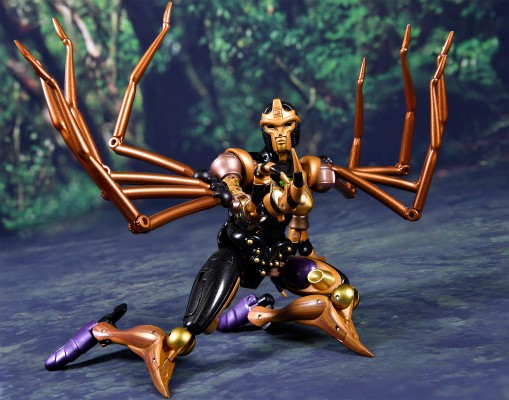 变形金刚MP系列 (MP-46) 超能勇士 蜘蛛勇士