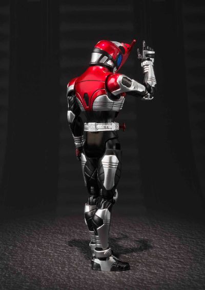 S.H.Figuarts(真骨雕制法) 假面骑士甲斗王 骑士形态