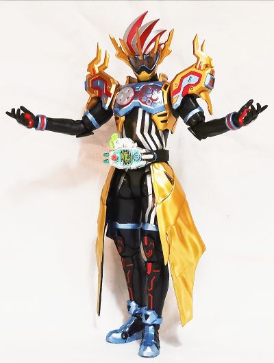 S.H.Figuarts 假面骑士艾克赛德  游戏神克洛诺斯