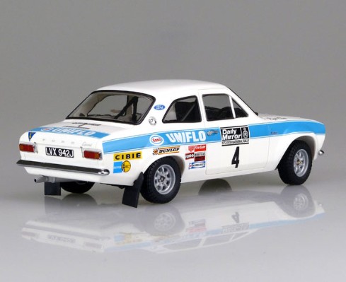 1/24 Belkits No.7 福特 Escort RS1600 Mk1 Roger Clark