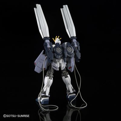 HG 1/144 高达基地专属商品 NT高达 B装备
