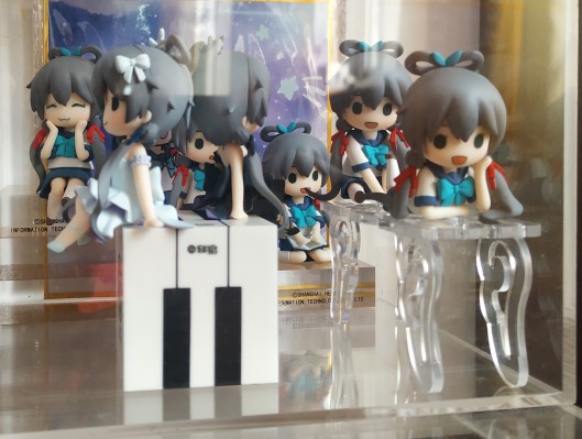 洛天依水手服系列盒蛋