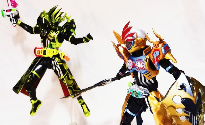 S.H.Figuarts 假面骑士艾克赛德  游戏神克洛诺斯