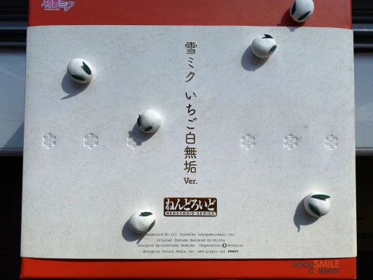 粘土人#303 雪未来 2013 草莓白无垢