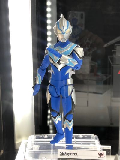 S.H.Figuarts 泰迦奥特曼 风马奥特曼