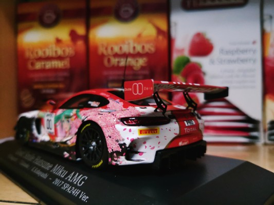 痛车 GOOD SMILE Racing 初音未来 AMG 2017 SPA24H Ver.