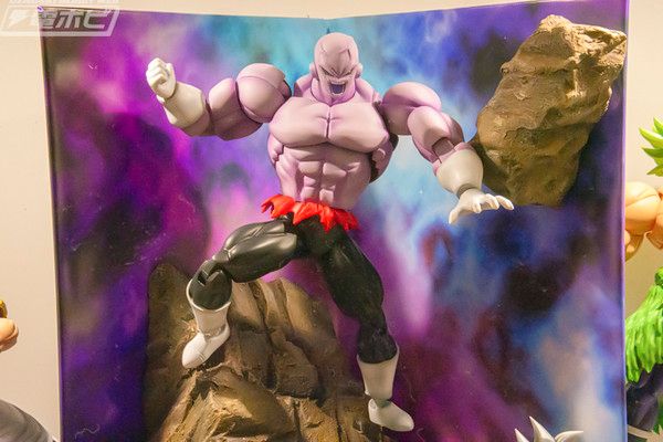 Figure-rise Standard 龙珠超 吉连