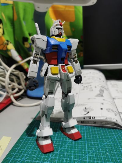 MG 1/100 RX-78-2 高达 3.0版本