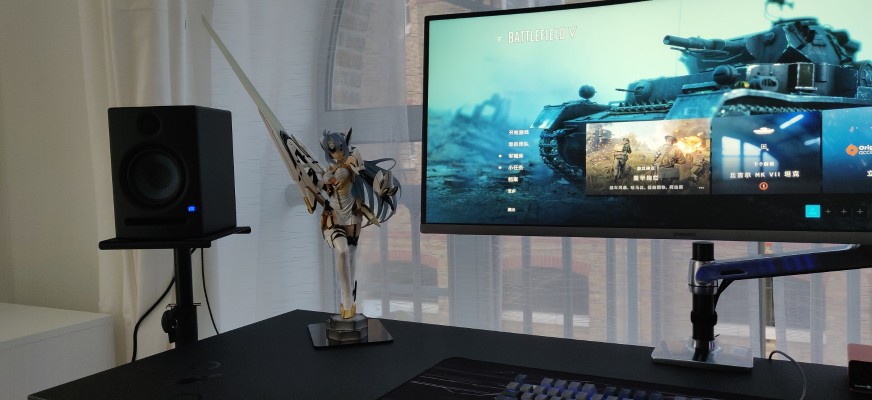 白色系性冷淡装修与手办摆放