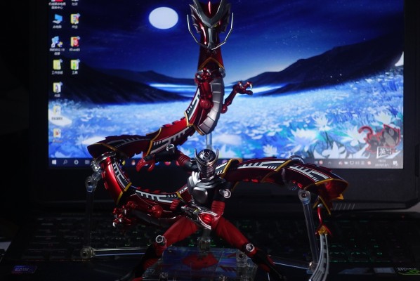 S.H.Figuarts 假面骑士龙骑 假面骑士龙骑 -20假面骑士踢/平成二十骑士纪念版-