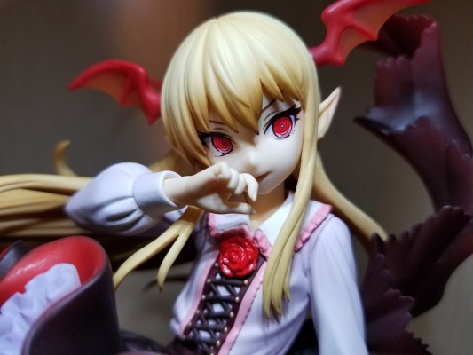 神击的巴哈姆特 リトルクイーン・ヴァンピィ