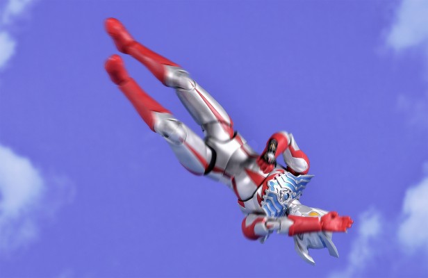 S.H.Figuarts 泰迦奥特曼 泰迦奥特曼