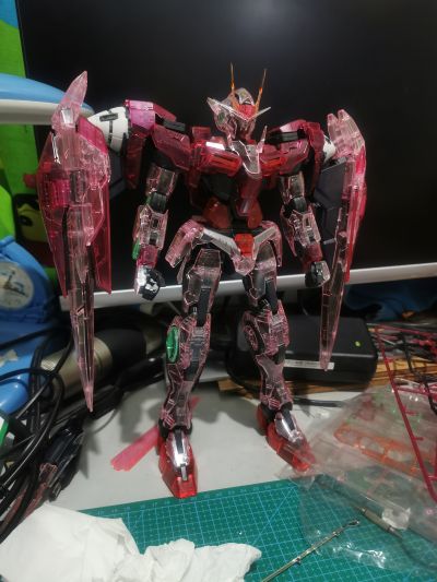 PG 机动战士高达00 GN-0000 00高达 &GN-0000 00高达&GN-0000 + GNR-010 00斩击强化模组 Trans-Am模式Raiser Clear Color Body