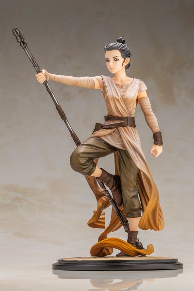 ARTFX Statue 星球大战：原力觉醒 蕾伊 光之继承