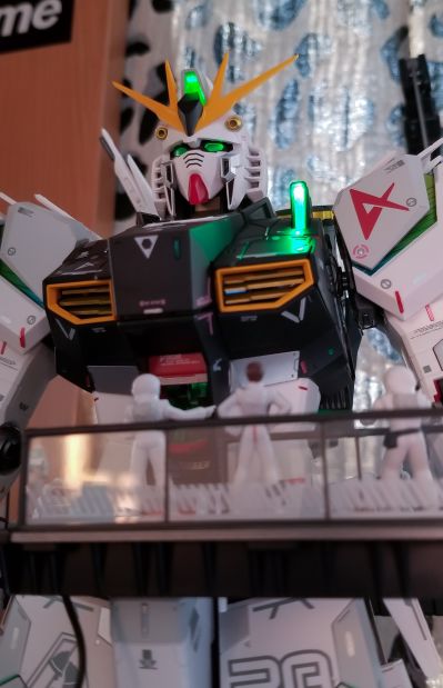 解体匠機 RX 93 Nu Gundam