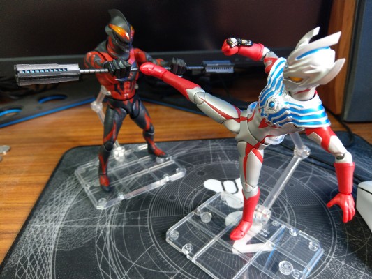 S.H.Figuarts 泰迦奥特曼 泰迦奥特曼