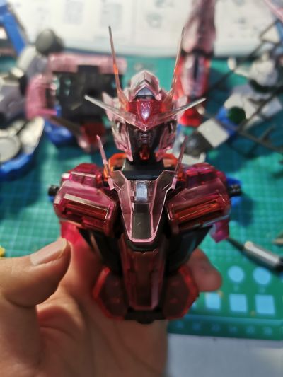 PG 机动战士高达00 GN-0000 00高达 &GN-0000 00高达&GN-0000 + GNR-010 00斩击强化模组 Trans-Am模式Raiser Clear Color Body