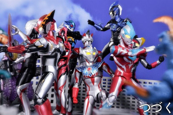 S.H.Figuarts 泰迦奥特曼 泰迦奥特曼