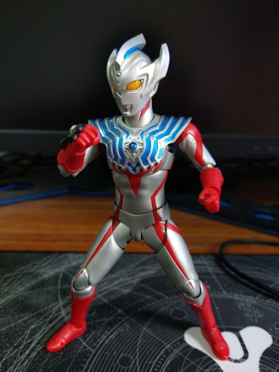 S.H.Figuarts 泰迦奥特曼 泰迦奥特曼