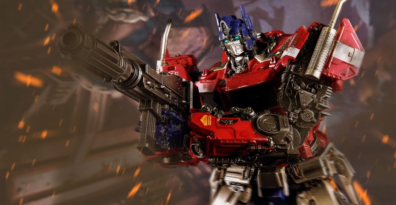 DLX比例收藏级系列 擎天柱