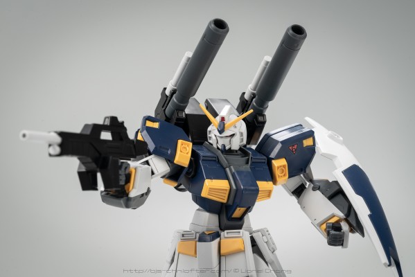 HGUC 机动战士高达0079：吉翁最前线 RX-78-6高达六号机 泥岩