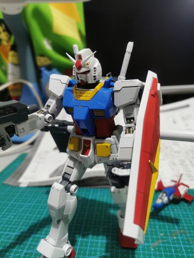 MG 1/100 RX-78-2 高达 3.0版本