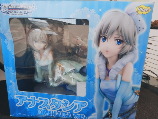 偶像大师 灰姑娘女孩 	安娜斯塔西娅 LOVE LAIKA Ver.