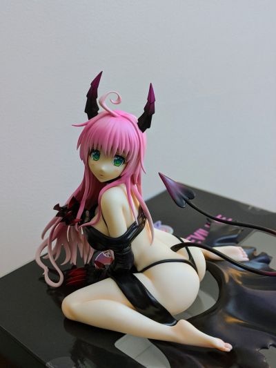 出包王女DARKNESS 菈菈・萨塔琳・戴比路克 Darkness