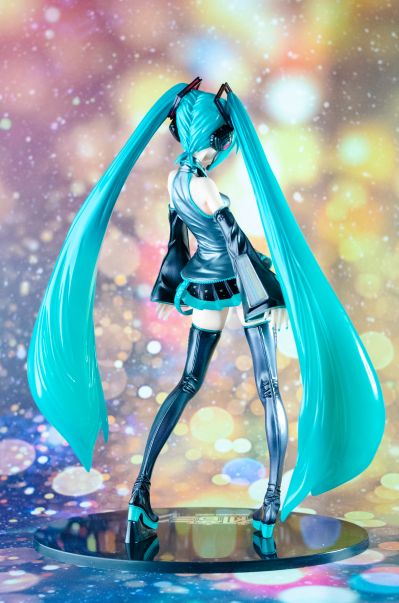 VOCALOID角色系列01 初音未来