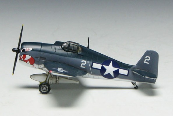 1/144 美国 F6F-3 地狱猫 “VF-27 普林斯顿号航空母舰搭载机”(2机SET) 