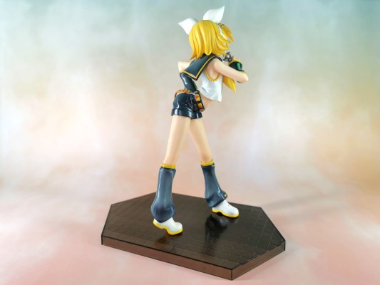 VOCALOID角色系列 02 鏡音リン