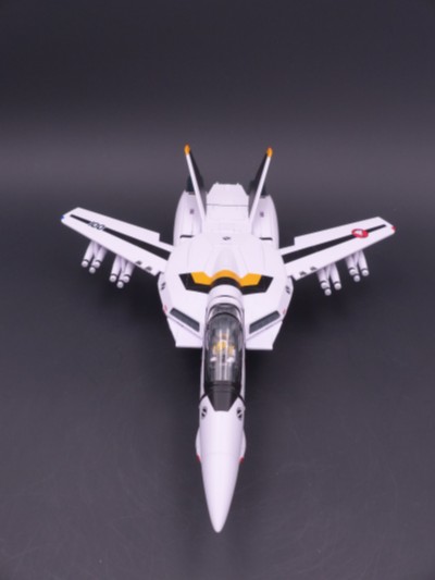 超时空要塞 可曾记得爱 VF-1S 女武神(罗伊·福卡机)