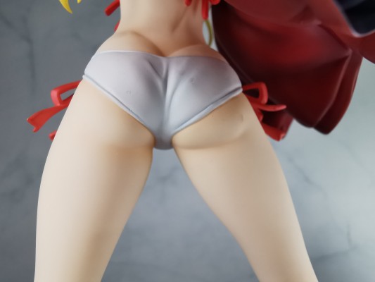 HELLO!!黄金拼图 九条可怜 泳装Style 