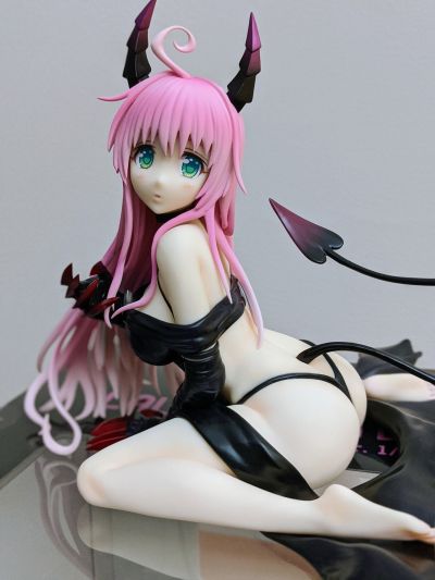 出包王女DARKNESS 菈菈・萨塔琳・戴比路克 Darkness